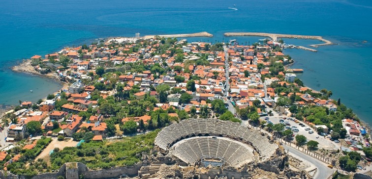 Tarihi Mekanlar ve güzel sahiller, Side doğru seçim.